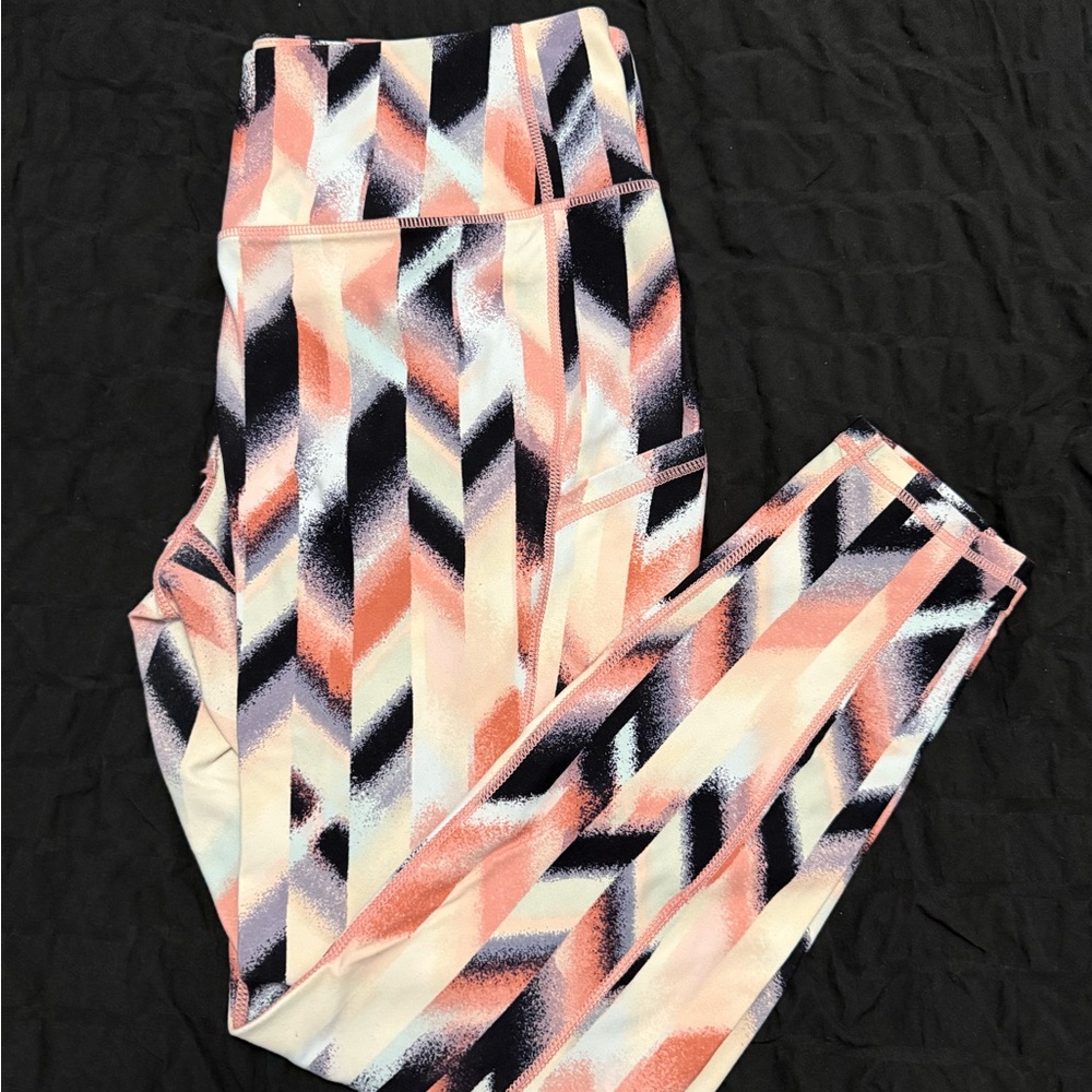 Torrid Active Wear (2 sports bras, 3 leggings, 2 bike shorts) - Picture 6 of 11